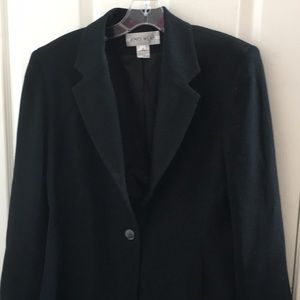 FINAL MARKDOWN LADIES jones wear wool blazer 12